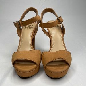 Gianni Bini Womens Beige High Heels Size 5.5, 4” heel